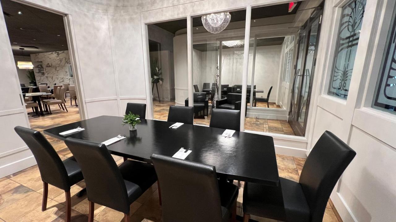 Hotel & Suites Le Dauphin Drummondville Εξωτερικό φωτογραφία