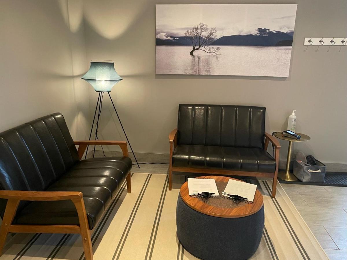 Hotel & Suites Le Dauphin Drummondville Εξωτερικό φωτογραφία