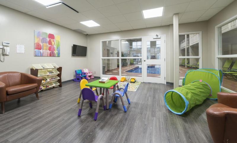 Hotel & Suites Le Dauphin Drummondville Εξωτερικό φωτογραφία