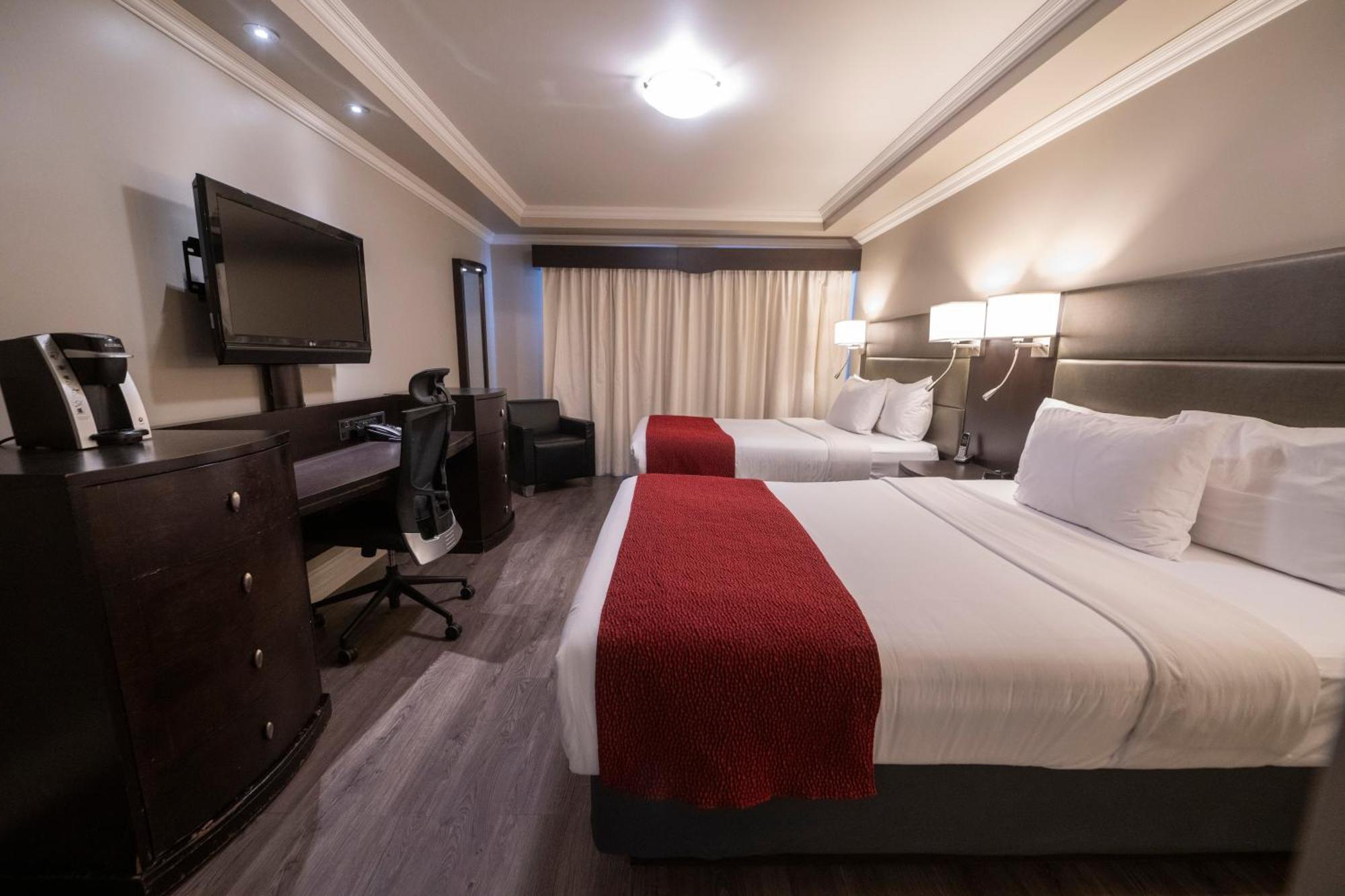 Hotel & Suites Le Dauphin Drummondville Εξωτερικό φωτογραφία